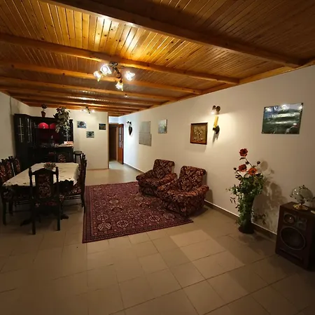 Pod Witowem Habitación en casa particular Niedźwiedź